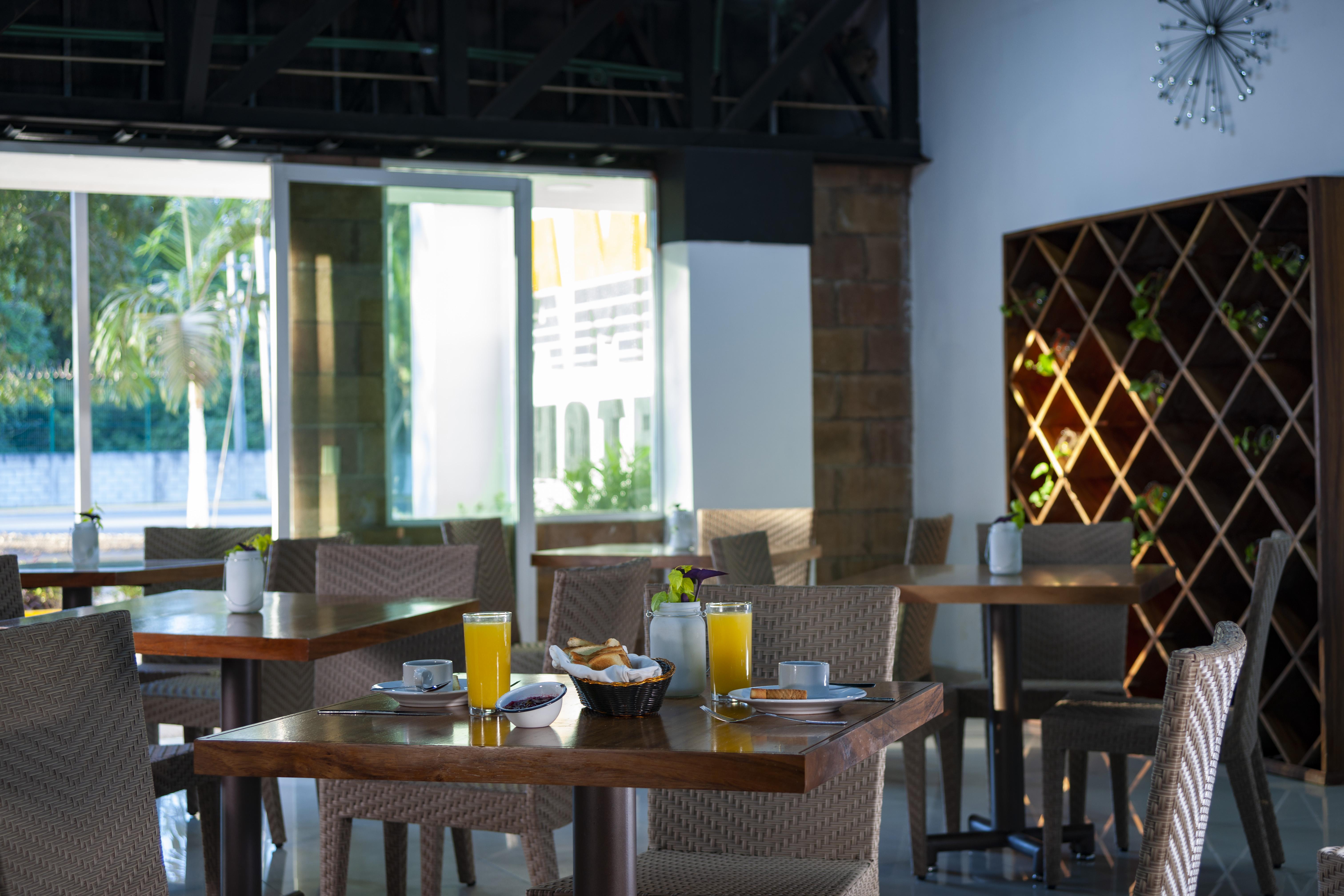 Container Inn Hotel Aeropuerto Puerto Vallarta Dış mekan fotoğraf